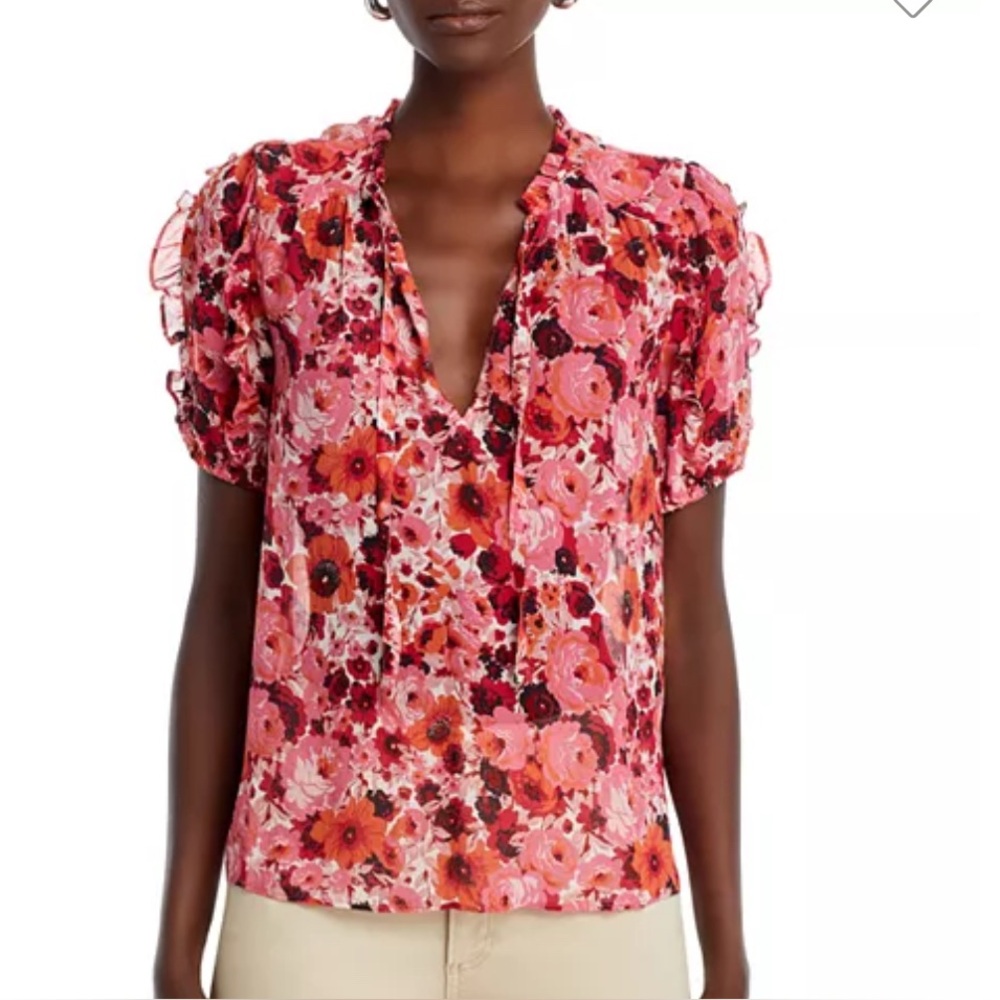 PAIGE
Dandelion Silk Split Neck Top